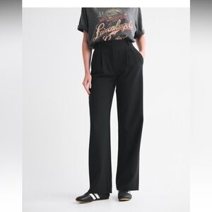 Abercrombie & Fitch Sloane Tailored Wide Leg Pant